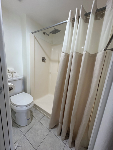 Bathroom 3, Estero Yacht Club, Lee