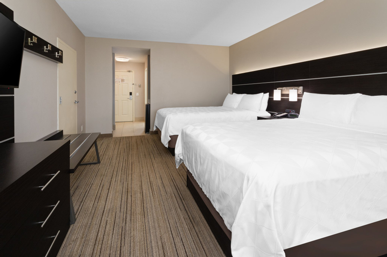 Holiday Inn Express Hotel & Suites Lake Placid - Tap to explore photos