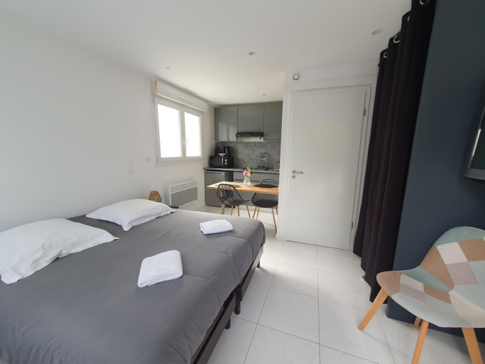 Bedroom 25