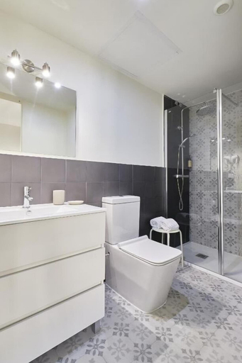 Bathroom 4, Estudios Bordadores by Valdesierra, Salamanca