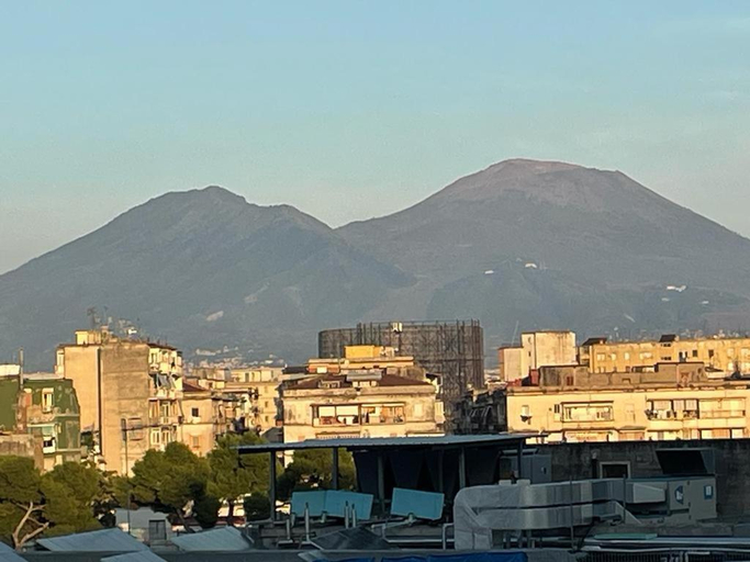 View, Elena House, Napoli