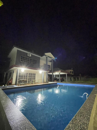 Swimming Pool 12