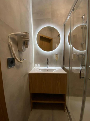 Bathroom 3, The Amber Business & Spa Hotel, Oleśnica