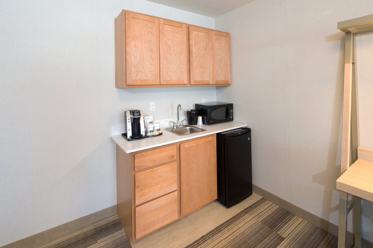Holiday Inn Express & Suites LA PORTE - Tap to explore photos