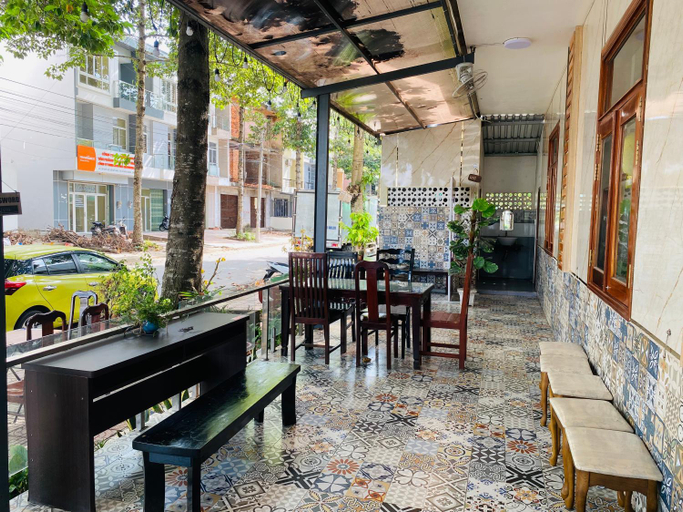 Food & Drinks 5, Sunny 1 Hometel Vinh Long, Bình Minh