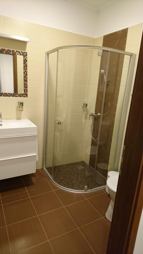 Bathroom 2, CORNER Vendeghaz, Veszprém