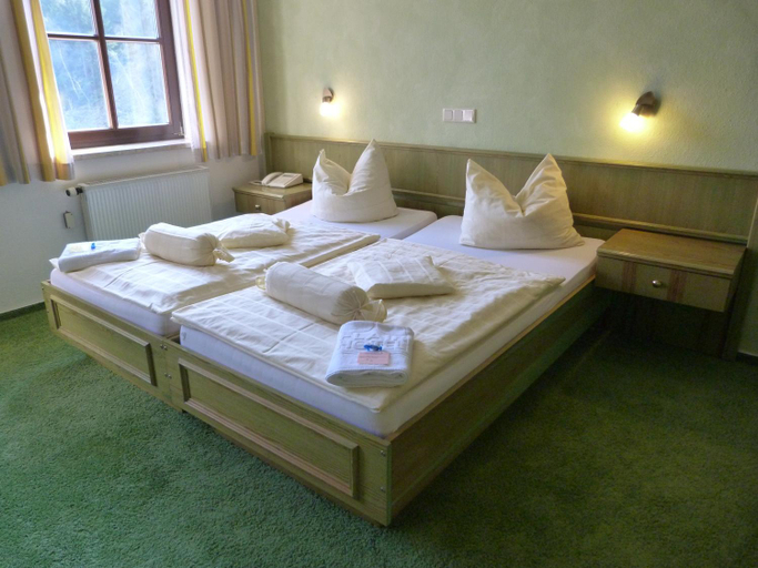 Bedroom 14