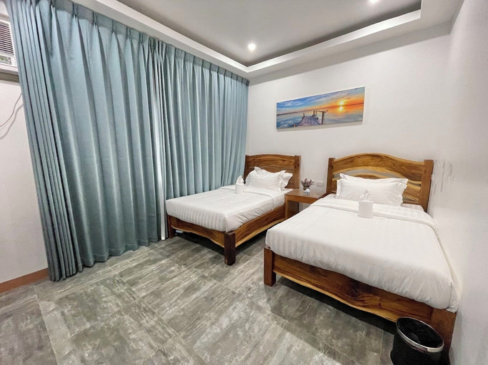 Bedroom 2, Ocean Star Hotel, Coron