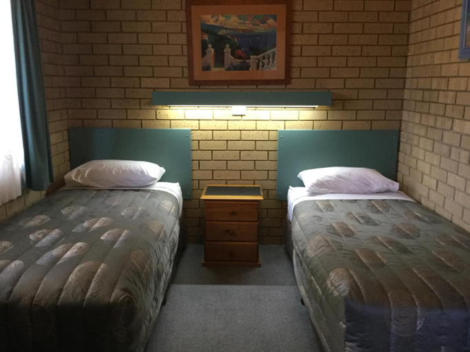 Bedroom 8
