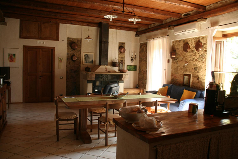 Others 5, Rosacanina B&B, Salerno