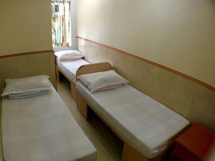 Bedroom 2, Wellyet Guest House, Kowloon