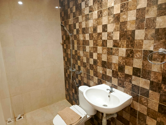 Bathroom 9