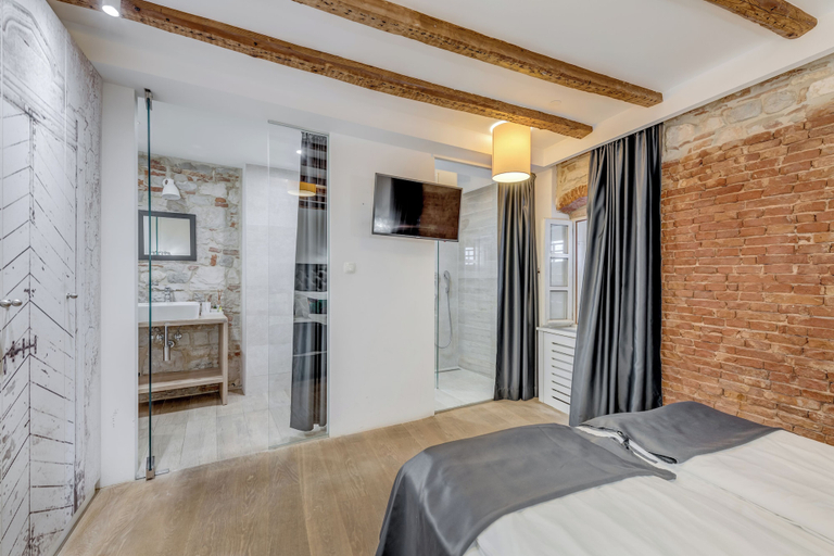 Bedroom 4, The Code Luxury Rooms, Split