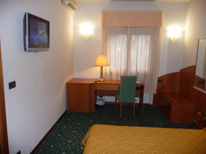 Bedroom 19