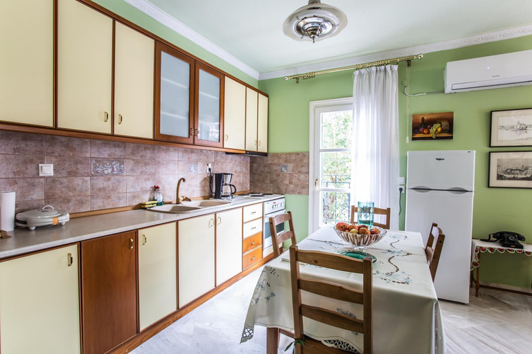 Others 5, Apartment in Kalamaria, Central Macedonia