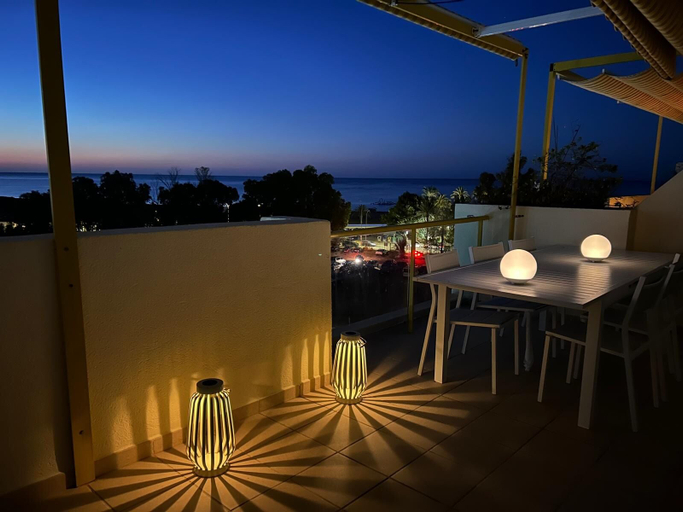 Food & Drinks, Ático-duplex Lagos del Castillo, Alicante