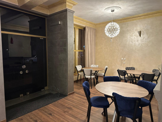 Food & Drinks, Hotel Tsereteli, Batumi