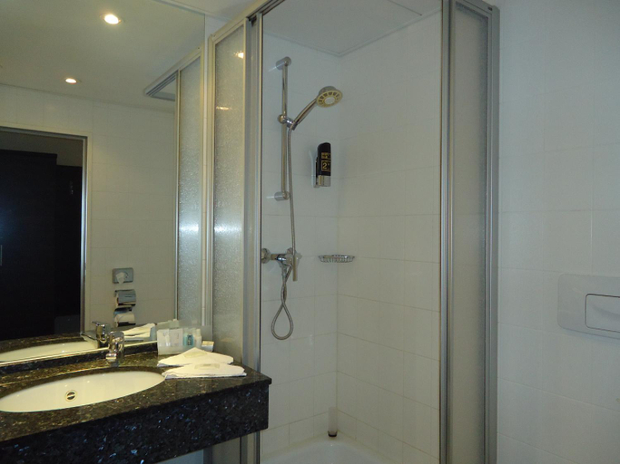 Bathroom 5, MSR Hannover, Region Hannover