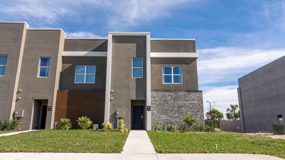 Exterior & Views 2, Doppio Westside, Osceola