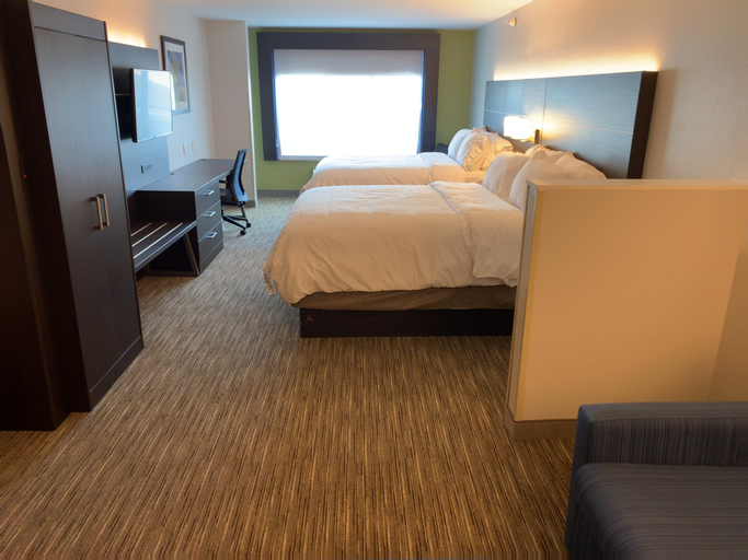 Bedroom 12