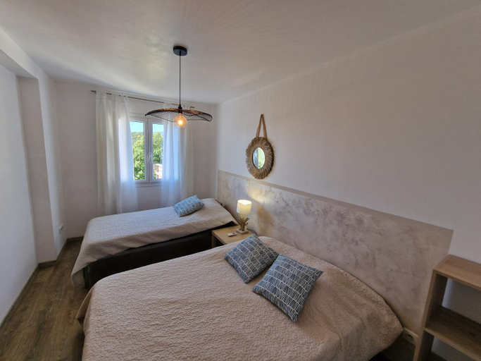 Bedroom 3, Appartement Piovanacce - T3 avec pisicne privee 10min de Saint-Florent, Haute-Corse