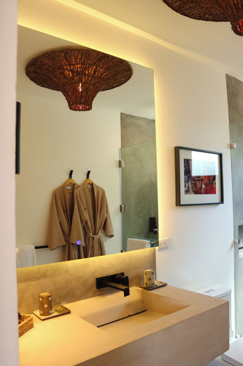 Bathroom 3, Aviva Hotel, NA
