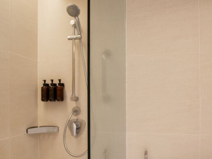 Bathroom 5, Dusit Thani Manila, Makati City