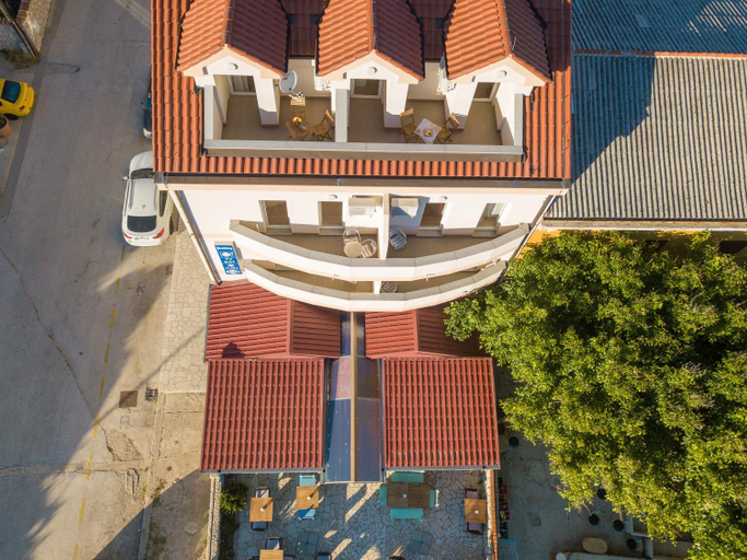 Others 5, Apartmani "Jadran", Pag
