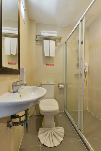 Bathroom 3, Arawana Express China Town Ex Icheck Inn Regency China Town, Samphantawong