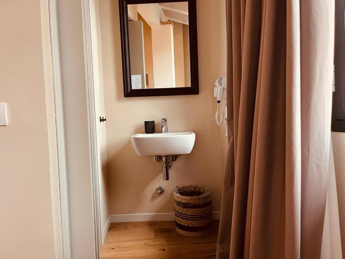 Bathroom, Locanda Gatto Bianco, Bergamo