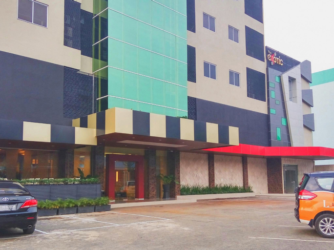 Exterior & Views 2, The L Hotel Entertainment, Batam