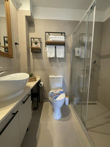 Bathroom 4, HARBOUR LIGHTS by Smaris Collection, Crete