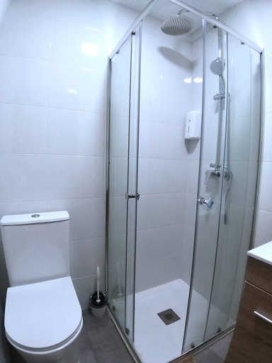 Bathroom 5, Optimus Comfort Campoamor 101, Valencia