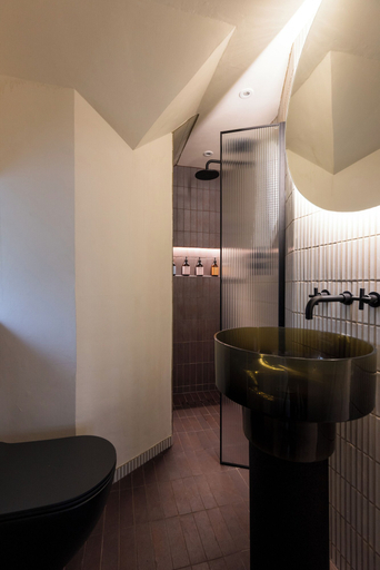 Bathroom, JOIVY Contemporary Cottage with Parking, Edinburgh