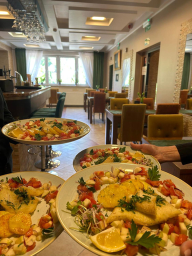 Food & Drinks 3, Centrum Green Hill Business & SPA, Cieszyn