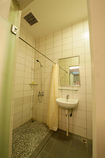 Bedroom 2, Seven Hotel, Putatan