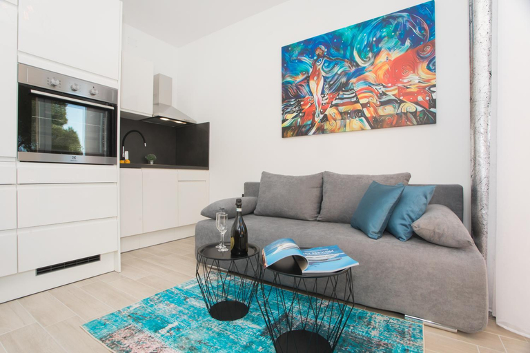 Others 2, Apartmani Rispet, Šibenik