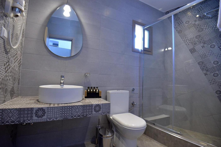 Bathroom 4, Aqua Marine, Central Macedonia