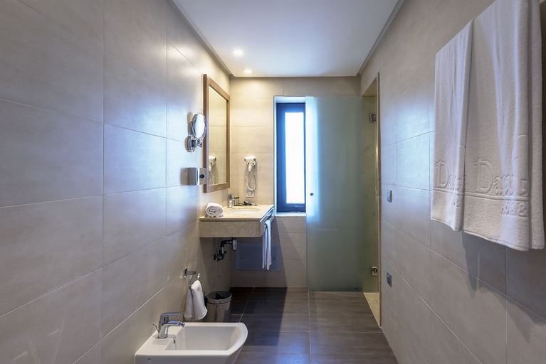 Bathroom 4, Dawliz Rabat Art & Spa, Rabat