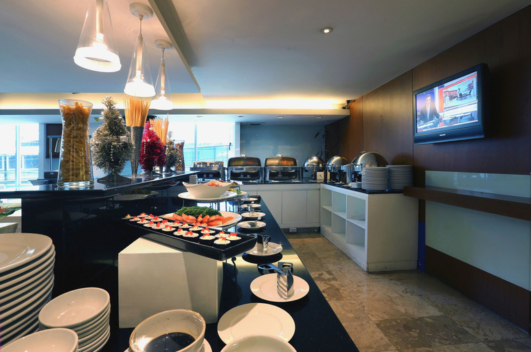 Food & Drinks, S15 Sukhumvit Hotel, Khlong Toey