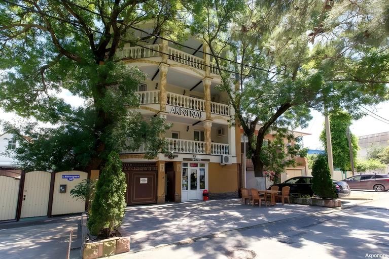 Others 4, Akropol, Gelendzhik gorsovet
