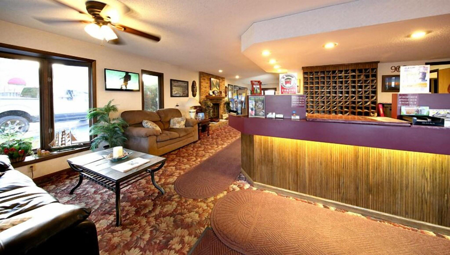 Public Area, AmericInn by Wyndham Saint Ignace Lakefront, Mackinac
