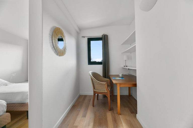 Bedroom, Hotel Le Pavillon Bleu, Landes