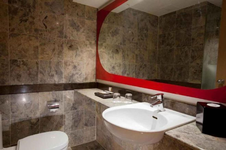 Bathroom 24