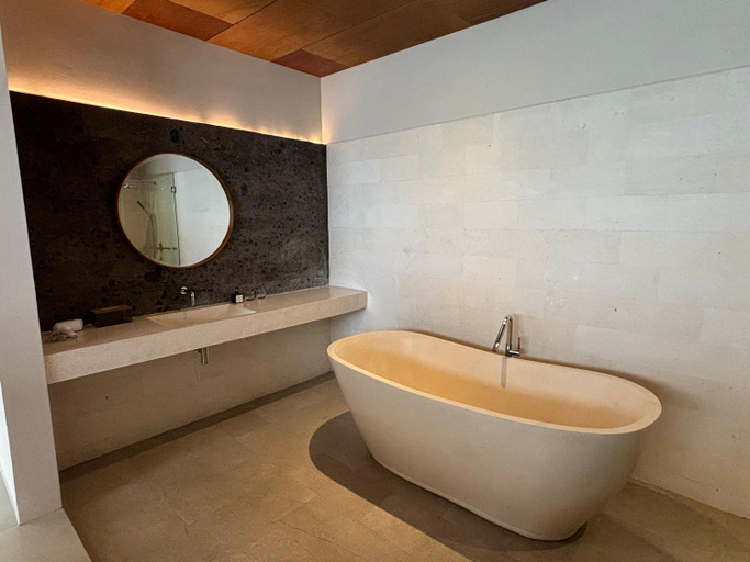 Bathroom 2, Biloba Villas and Suites Canggu, Badung