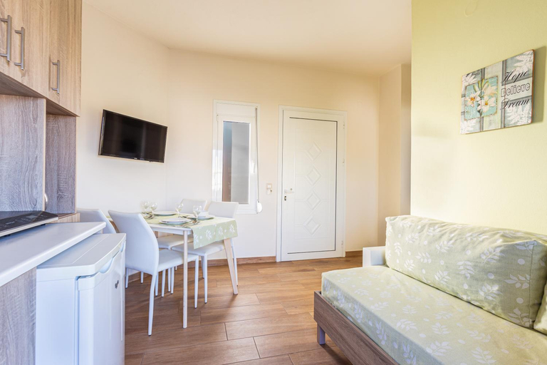 Others 5, Anna Αpartments II, Crete
