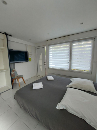 Bedroom 23