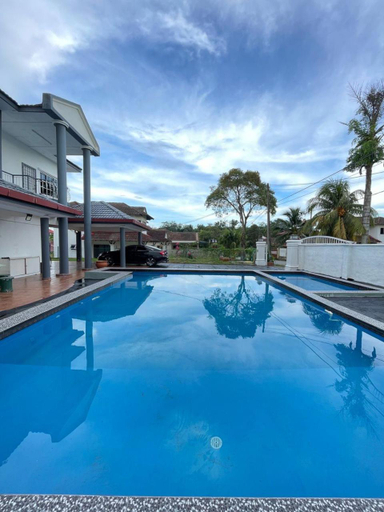 Swimming Pool 10