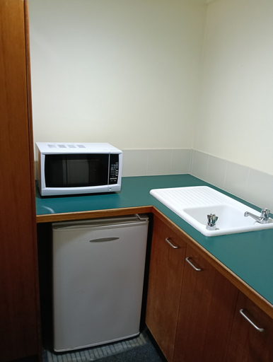 Others, Bayswater Motel, Tweed Heads