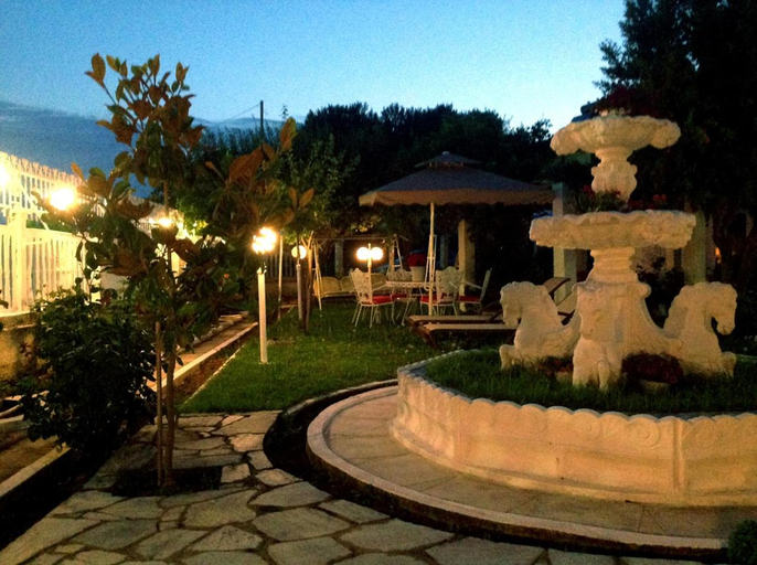 Others 3, Villa Fofo - Beautiful Sea Front Villa with 650m2 garden, Central Macedonia